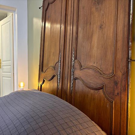 Maison A La Guitarde - Hotel Particulier Hippolyte Châteauroux Zewnętrze zdjęcie