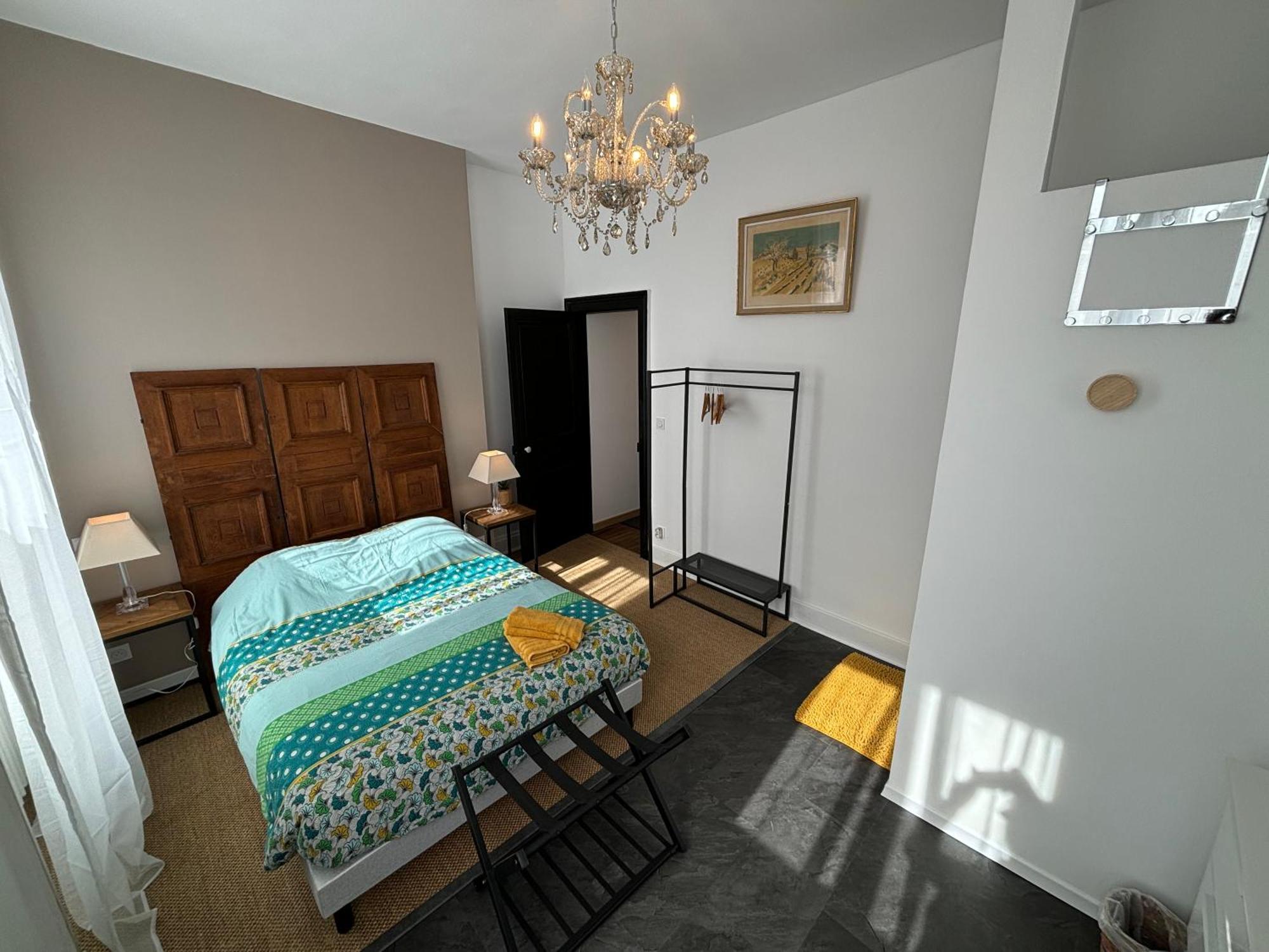Maison A La Guitarde - Hotel Particulier Hippolyte Châteauroux Zewnętrze zdjęcie