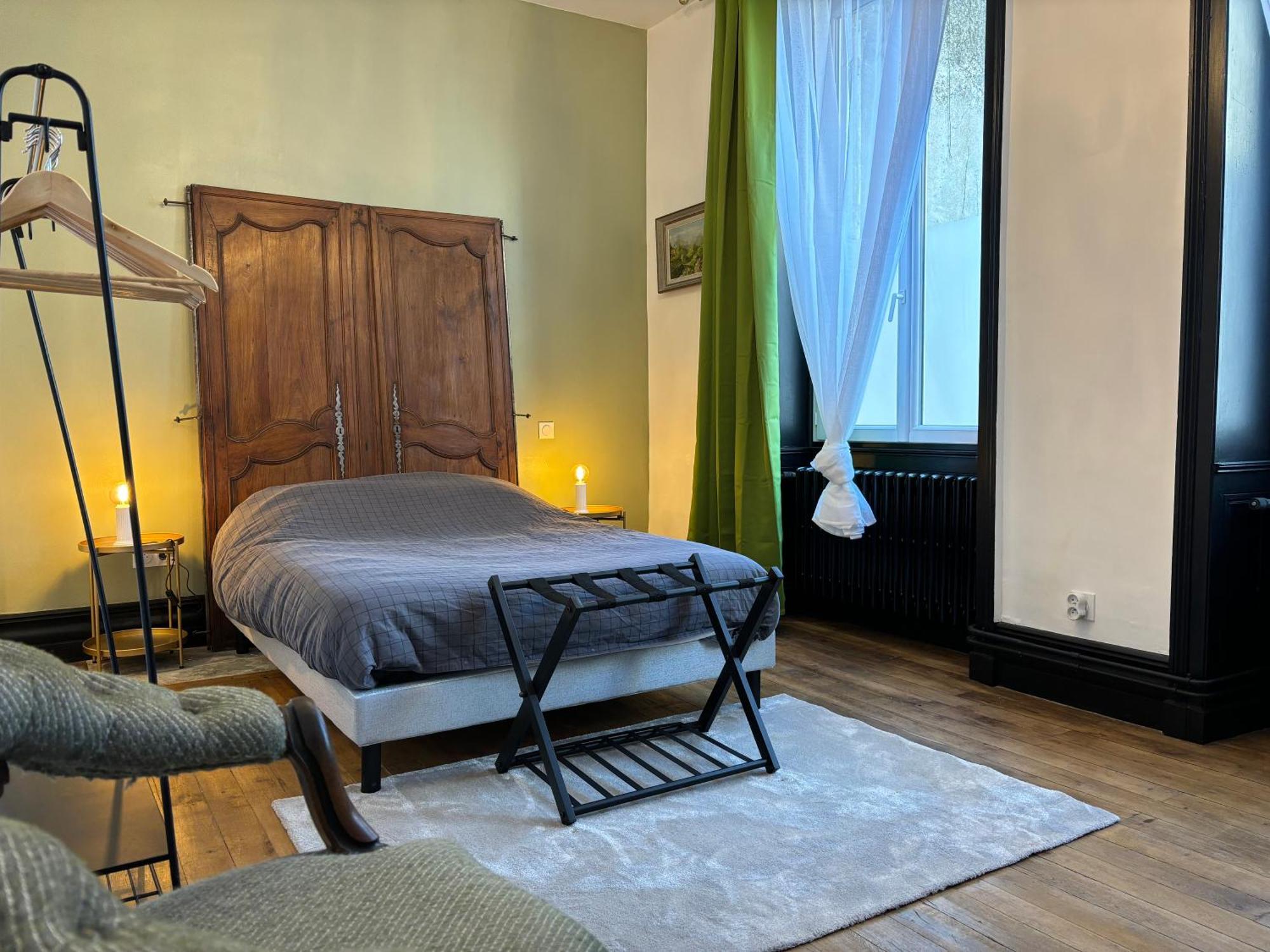 Maison A La Guitarde - Hotel Particulier Hippolyte Châteauroux Zewnętrze zdjęcie